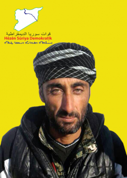 كاميران خزاع